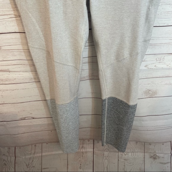 Outdoor Voices Dipped Tri Color Leggings - Picture 4 of 6